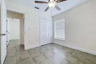2127 W Perio St, Tampa, FL 33612 - Photo 40