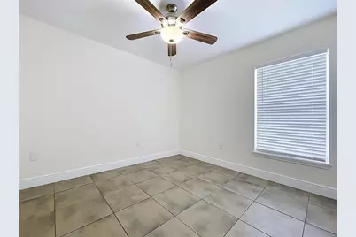 2127 W Perio Street #1, Tampa, FL 33612 - Photo 42
