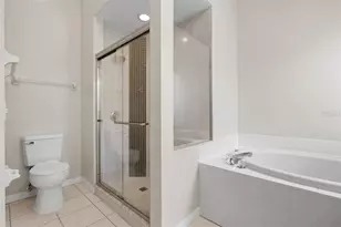 1247 Vinetree Dr, Brandon, FL 33510 - Photo 32
