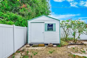 3255 57th St N, Saint Petersburg, FL 33710 - Photo 32