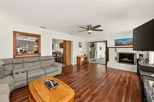 3255 57th St N, Saint Petersburg, FL 33710 - Photo 10