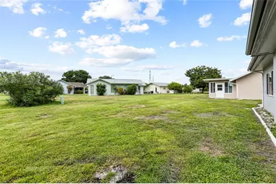4563 Great Lakes Drive S, Clearwater, FL 33762 - Photo 32