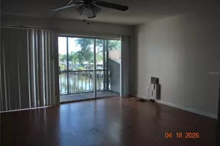 9201 Tudor Dr, Tampa, FL 33615 - Photo 8