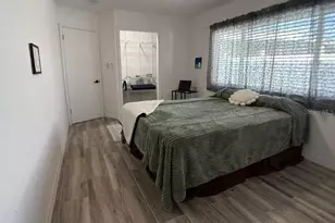 1549 Delaware Ave NE, Saint Petersburg, FL 33703 - Photo 6