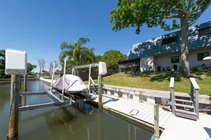 9476 Tradewinds Ave, Seminole, FL 33776 - Photo 30