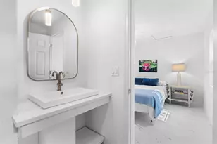 1208 E Chilkoot Ave, Tampa, FL 33612 - Photo 16