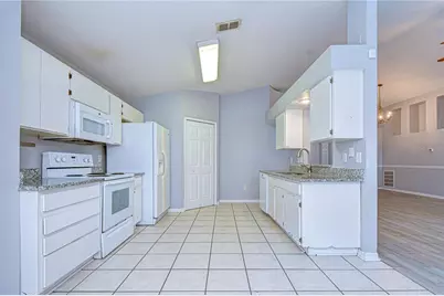 2512 Gotham Way, Valrico, FL 33594 - Photo 10