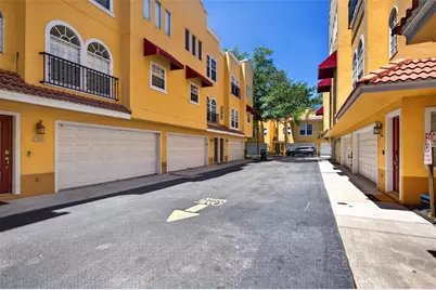 3322 Las Campos Place, Tampa, FL 33611 - Photo 4