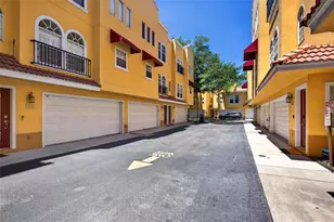 3322 Las Campos Pl, Tampa, FL 33611 - Photo 4