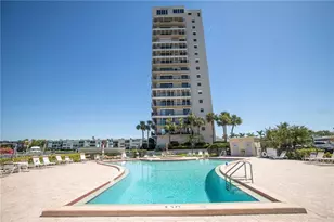 7300 Sun Island Dr S, South Pasadena, FL 33707 - Photo 8