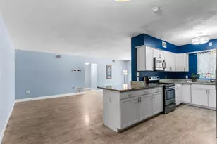 983 Emerson Dr, Dunedin, FL 34698 - Photo 10