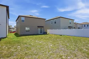 13712 Newbridge St, Spring Hill, FL 34609 - Photo 30