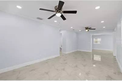 7025 Parliament Drive, Tampa, FL 33619 - Photo 4