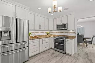 13915 Whisperwood Dr, Clearwater, FL 33762 - Photo 8