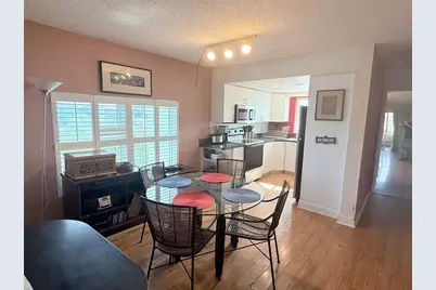 1200 37th Street N #409, Saint Petersburg, FL 33713 - Photo 2