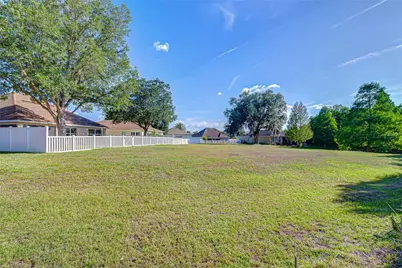 6252 Twin Bridges Drive, Zephyrhills, FL 33541 - Photo 38