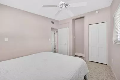 245 176th Terrace E, Redington Shores, FL 33708 - Photo 22
