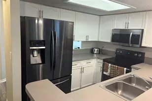 9122 Jake's Path, Largo, FL 33771 - Photo 4