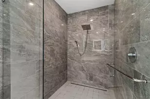 2910 W Barcelona St, Tampa, FL 33629 - Photo 34
