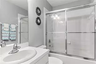 13137 Kings Crossing Dr, Gibsonton, FL 33534 - Photo 14