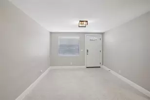 8703 Navajo Ave, Tampa, FL 33637 - Photo 6