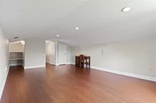 498 Lakewood Dr, Brandon, FL 33510 - Photo 26