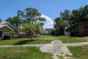 2725 N Ridgewood Ave, Tampa, FL 33602 - Photo 1