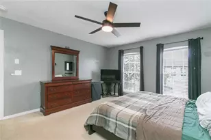 9922 Ashburn Lake Dr, Tampa, FL 33610 - Photo 22
