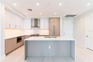275 1st Ave S, Saint Petersburg, FL 33701 - Photo 16