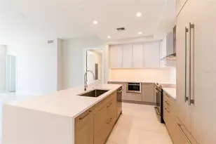 275 1st Ave S, Saint Petersburg, FL 33701 - Photo 6