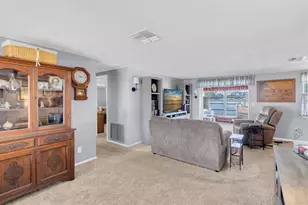 4230 Sunray Dr, Holiday, FL 34691 - Photo 6