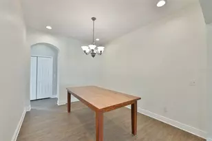 708 Coade Stone Dr, Seffner, FL 33584 - Photo 18