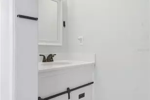 14113 Village Terrace Dr, Tampa, FL 33624 - Photo 12