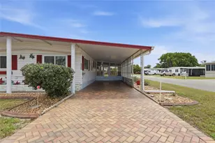 5244 Mohawk St, Zephyrhills, FL 33542 - Photo 2