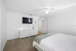 831 Sunlit Coral St, Ruskin, FL 33570 - Photo 16