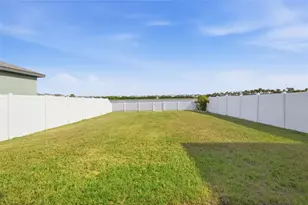 831 Sunlit Coral St, Ruskin, FL 33570 - Photo 26