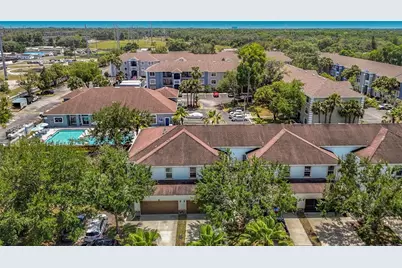 8615 Andalucia Field Drive, Tampa, FL 33637 - Photo 2