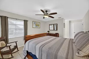 705 Westmont Way, Sun City Center, FL 33573 - Photo 16