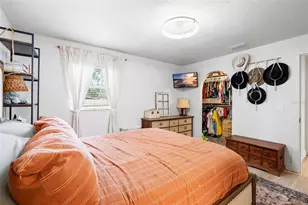 8212 Sunnyvale Pl, Tampa, FL 33615 - Photo 20