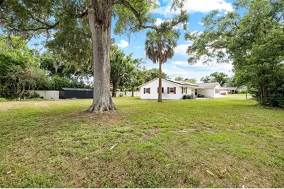 8212 Sunny Vale Place, Tampa, FL 33615 - Photo 38