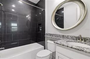 30271 Southernwood Ct, Wesley Chapel, FL 33543 - Photo 38