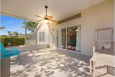 25337 Lexington Oaks Boulevard, Wesley Chapel, FL 33544 - Photo 36