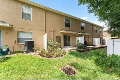 8421 Edgewater Place Boulevard, Tampa, FL 33615 - Photo 24