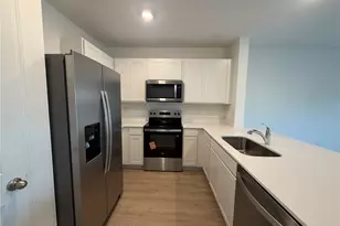 32538 Midsummer Night Ln, Wesley Chapel, FL 33543 - Photo 12