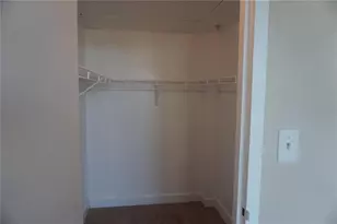 470 3rd St S, Saint Petersburg, FL 33701 - Photo 10