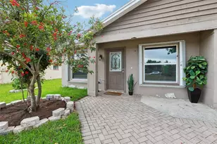 1525 Kestrel Way, Brandon, FL 33511 - Photo 4