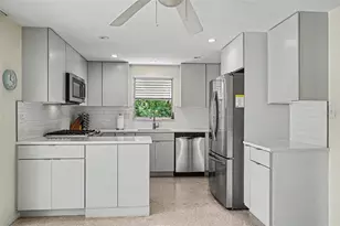 413 Pameto Rd, Nokomis, FL 34275 - Photo 6