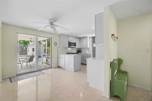 413 Pameto Rd, Nokomis, FL 34275 - Photo 8