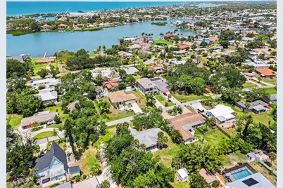 413 Pameto Road, Nokomis, FL 34275 - Photo 38