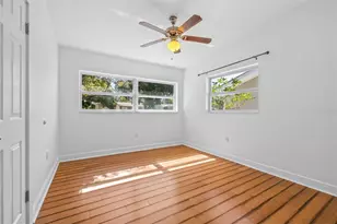 942 Dumont Dr, Dunedin, FL 34698 - Photo 44